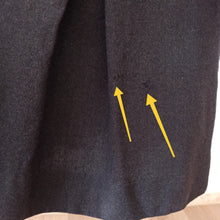 Load image into Gallery viewer, 1940s - AVIGNON, France - Grey Wool Dress - W35 (88cm)