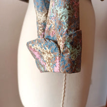 Load image into Gallery viewer, 1950s - Beautiful Cotton Bolero Jacket