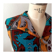 Charger l'image dans la galerie, 1950s 1960s - Amazing Novelty Print Rayon Blouse