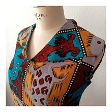 Charger l'image dans la galerie, 1950s 1960s - Amazing Novelty Print Rayon Blouse