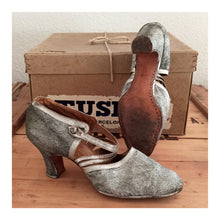 Cargar imagen en el visor de la galería, 1920s - LA AMPURDANESA, Barcelona - Silver Leather Shoes - EU39/UK6