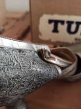 Cargar imagen en el visor de la galería, 1920s - LA AMPURDANESA, Barcelona - Silver Leather Shoes - EU39/UK6