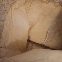 Charger l'image dans la galerie, 1950s 1960s - Charming Beige Cotton Lace Dress - W29 (74cm)