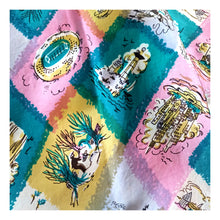 Cargar imagen en el visor de la galería, 1940s - Spectacular Novelty Print Silk Dress - W26 (66cm)