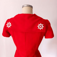 Carica l'immagine nel visualizzatore di Gallery, 1960s - ISABEL ZARZA, Arenys - Fabulous Couture Red Wool Sailor Set - W29 (74cm)