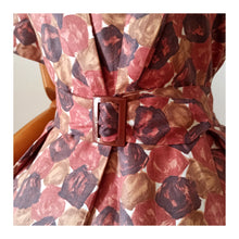 Charger l'image dans la galerie, 1950s - Stunning Abstract Cotton Dress - W32 (82cm)