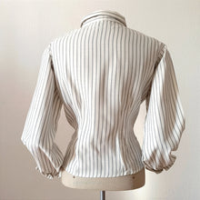 Charger l'image dans la galerie, 1950s - DEADSTOCK - Gorgeous Striped Flannel Cotton Blouse - W35 (88cm)