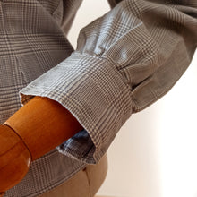 Charger l'image dans la galerie, 1950s - DEADSTOCK - Lovely Grey Flannel Cotton Blouse - W31 (80cm)