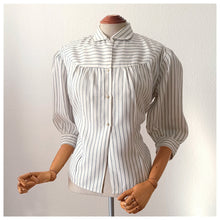 Charger l'image dans la galerie, 1950s - DEADSTOCK - Charming Balloon Sleeves Flannel Cotton Blouse - W33 (84cm)