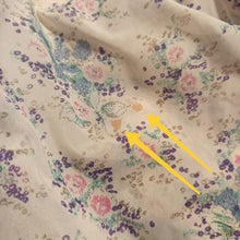 Charger l'image dans la galerie, 1950s - Adorable Floral Satin Dress - W27.5 (70cm)