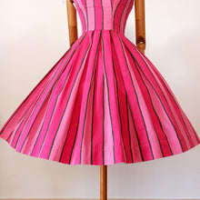 Charger l'image dans la galerie, 1950s 1960s - Fabulous Watermelon Colors Cotton Dress - W24.5 (62cm)