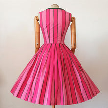 Charger l'image dans la galerie, 1950s 1960s - Fabulous Watermelon Colors Cotton Dress - W24.5 (62cm)