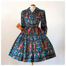 Charger l'image dans la galerie, 1950s - Stunning Queen Nefertiti Novelty Dress - W24.5 (62cm)