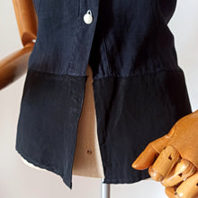 Charger l'image dans la galerie, 1940s 1950s - Ultragorgeous Black Leaves Linen Blouse - W32 (82cm)