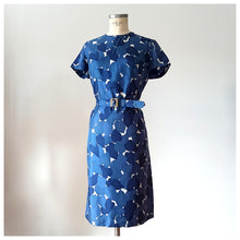 Charger l'image dans la galerie, 1960s - DEADSTOCK, NWT - Stunning French Satin Dress - W32 (82cm)