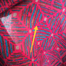 Laden Sie das Bild in den Galerie-Viewer, 1950s 1960s - Gorgeous Abstract Crepe Top