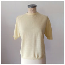 Charger l'image dans la galerie, 1950s 1960s - Yellow Cream Wool Jumper - Sz. Large
