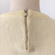 Charger l'image dans la galerie, 1950s 1960s - Yellow Cream Wool Jumper - Sz. Large