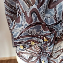 Charger l'image dans la galerie, 1960s - Abstract Nylon Blouse - Sz. 48