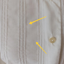 Carica l'immagine nel visualizzatore di Gallery, 1960s - White Smoked Cotton Blouse - Sz. 46