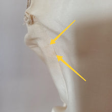 Cargar imagen en el visor de la galería, 1940s - Pure Silk Embroidery Blouse