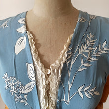 Load image into Gallery viewer, 1940s - Adorable Blue Floral Rayon Dress - W26 (66cm)