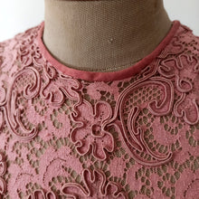 Load image into Gallery viewer, 1960s - Fabulous Back Antique Pink Top