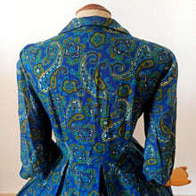 Load image into Gallery viewer, 1950s - Beautiful Blue Paisley Cotton Blend Dress - W34 (86cm)