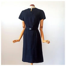 Charger l'image dans la galerie, 1950s 1960s - Stunning Black Textured Wool Dress - W33 (84cm)