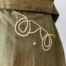 Cargar imagen en el visor de la galería, 1940s - Gorgeous Green Cotton Silk Dress - W35 (88cm)