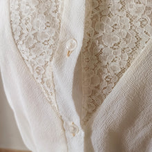 Charger l'image dans la galerie, 1950s - DEADSTOCK - French White Nylon Blouse - Sz. 48