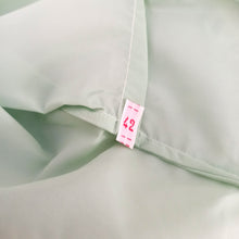 Charger l'image dans la galerie, 1950s - DEADSTOCK - French Pear Green Nylon Blouse - Sz. 42
