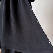 Cargar imagen en el visor de la galería, 1940s - Exuberant Black Beaded Crepe Dress - W30 (76cm)