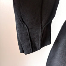 Cargar imagen en el visor de la galería, 1940s - Exuberant Black Beaded Crepe Dress - W30 (76cm)