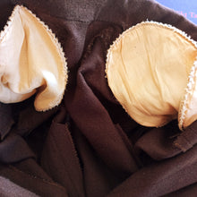 Cargar imagen en el visor de la galería, 1940s - Marvelous German Brown Wool Belted Dress - W26 (66cm)