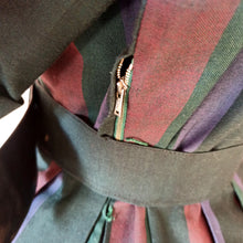 Charger l'image dans la galerie, 1950s - TREVIRA, Germany - Exquisite Striped Wool Dress - W30 (76cm)