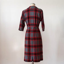 Charger l'image dans la galerie, 1950s - Ultragorgeous Plaid Wool Dress - W33 (84cm)