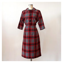 Charger l'image dans la galerie, 1950s - Ultragorgeous Plaid Wool Dress - W33 (84cm)