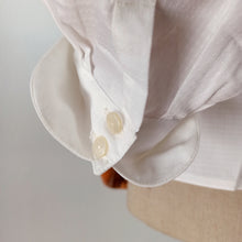 Charger l'image dans la galerie, 1950s - JEKA, Netherlands - Deadstock White Cotton Blouse - Sz. 42