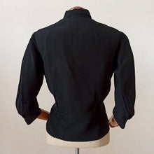 Charger l'image dans la galerie, 1950s - Superb Black Rayon Silk Blouse - Sz. 42