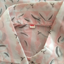 Charger l'image dans la galerie, 1950s - FRANCE - DEADSTOCK - Pink Nylon Blouse - Sz. 42
