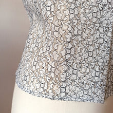 Charger l'image dans la galerie, 1950s - FRANCE - DEADSTOCK - Lace Nylon Blouse - Sz. 42
