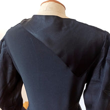 Cargar imagen en el visor de la galería, 1930s - Outstanding Art Deco Texture Block Dress - W33 (84cm)