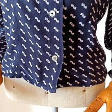 Load image into Gallery viewer, 1930s 1940s - Adorable Printed Silk Blouse - W34 (88cm)