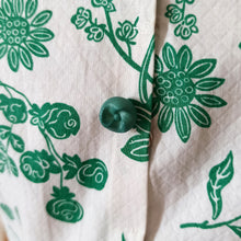 Charger l'image dans la galerie, 1940s 1950s - Stunning Green Floral Textured Cotton Dress - W28 (72cm)