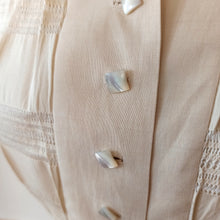 Charger l'image dans la galerie, 1930s 1940s - Gorgeous Sand Silk Blouse - W31 (80cm)