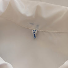 Charger l'image dans la galerie, 1950s - Lovely White Nylon Blouse - Sz. 52