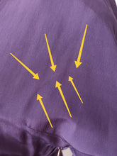 Cargar imagen en el visor de la galería, 1940s - Spectacular Purple Taffeta Dress - W28.5 (72cm)