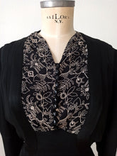 Cargar imagen en el visor de la galería, 1930s - Outstanding Hand Embroidered Black Crepe Silk Dress - W31 (80cm)