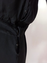 Cargar imagen en el visor de la galería, 1930s - Outstanding Hand Embroidered Black Crepe Silk Dress - W31 (80cm)